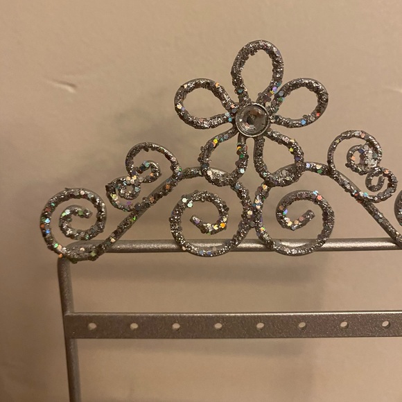 Earring holder - Picture 3 of 3